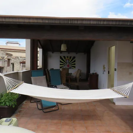 Awesome Terrace And In The Centre * Palermo