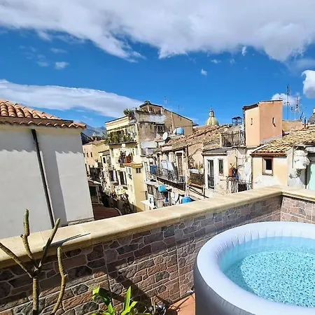 Awesome Terrace And In The Centre *