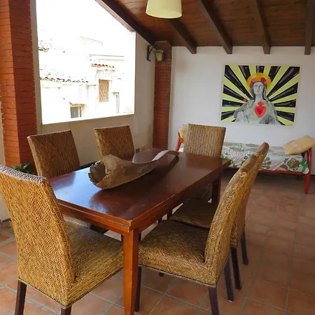 Awesome Terrace And In The Centre *