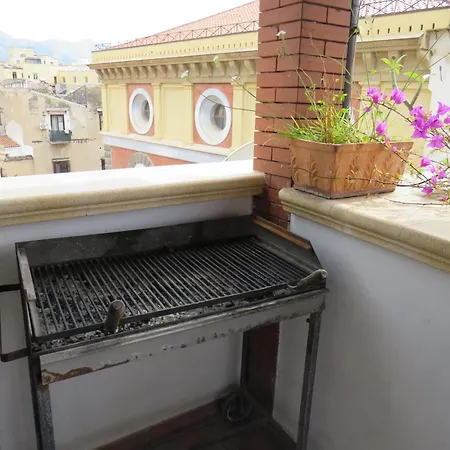 Awesome Terrace And In The Centre Palermo