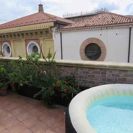 Awesome Terrace And In The Centre *