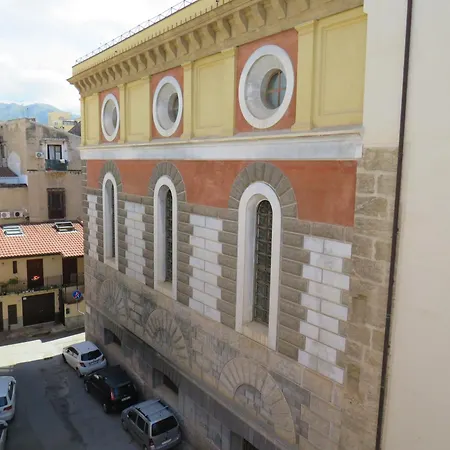 Awesome Terrace And In The Centre Apartment